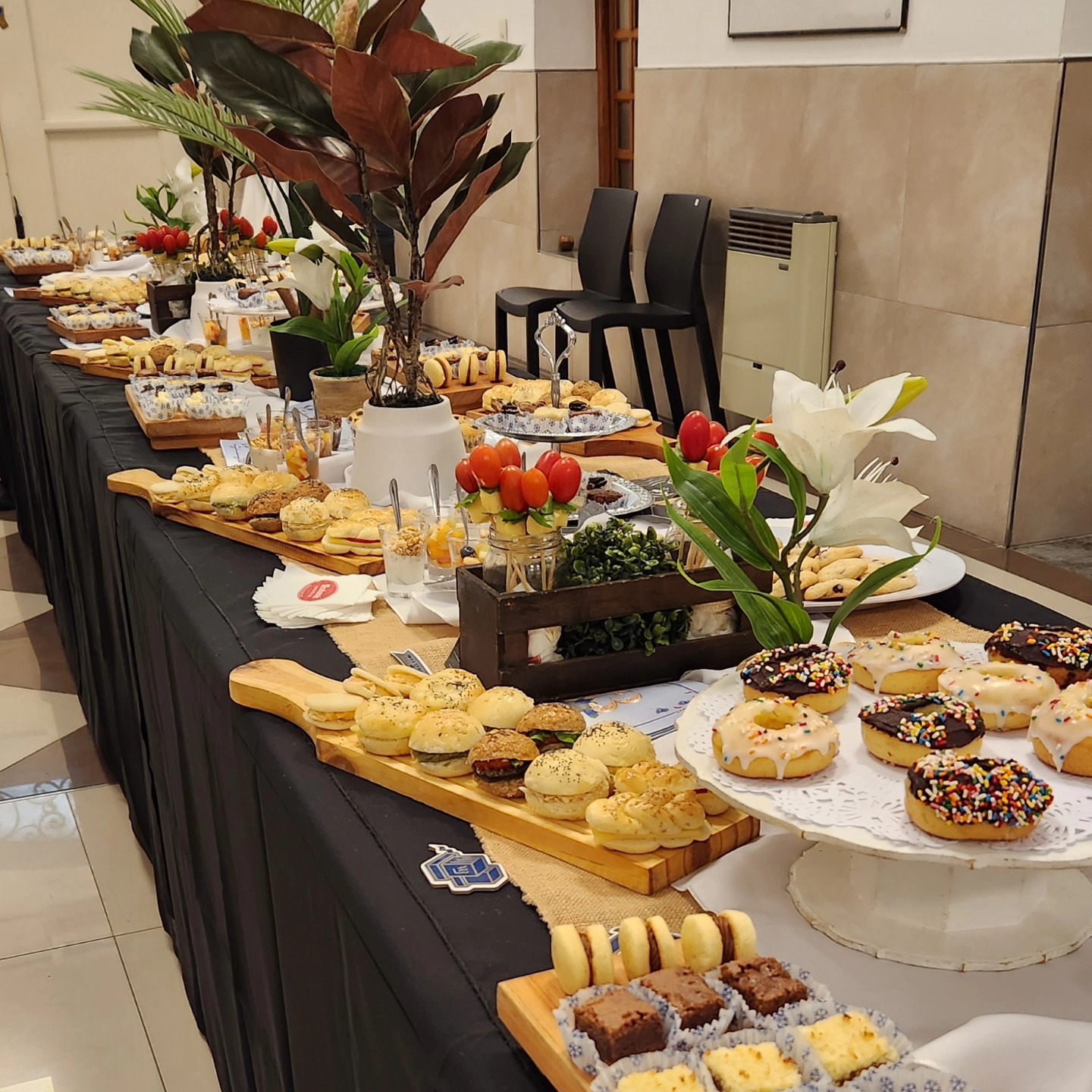 Mesa dulce y salada de Neshamá para un Bar Mitzvá en Or Israel